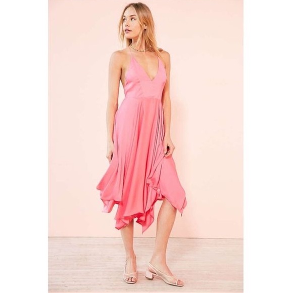 Urban Outfitters Kimchi Blue Women’s Size 2 Coral Midi Dress Handkerchief - Picture 2 of 8